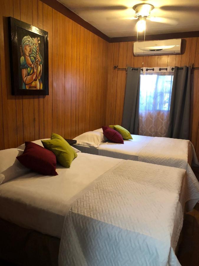 La Zona Hostel San Salvador Eksteriør bilde
