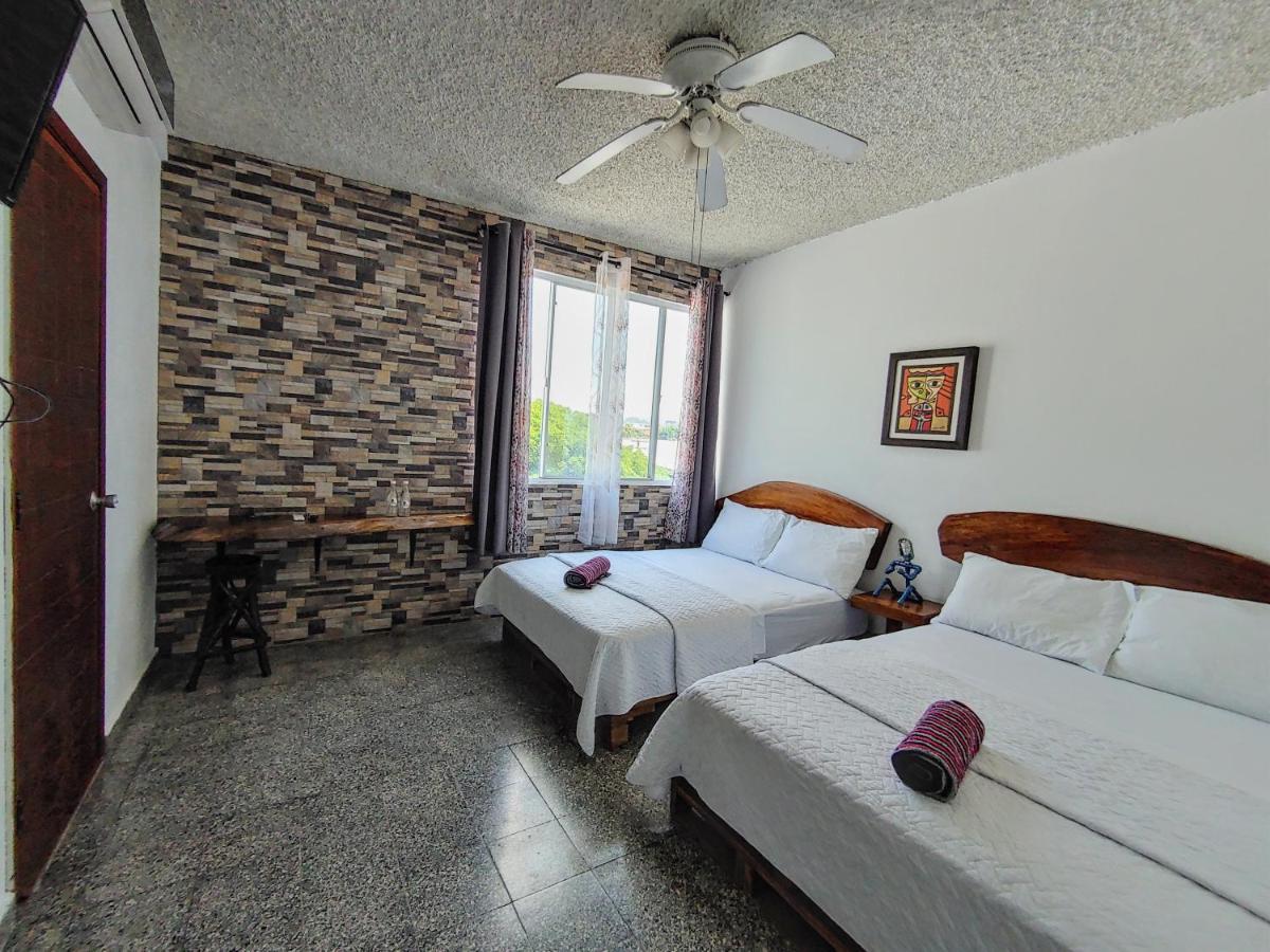 La Zona Hostel San Salvador Eksteriør bilde