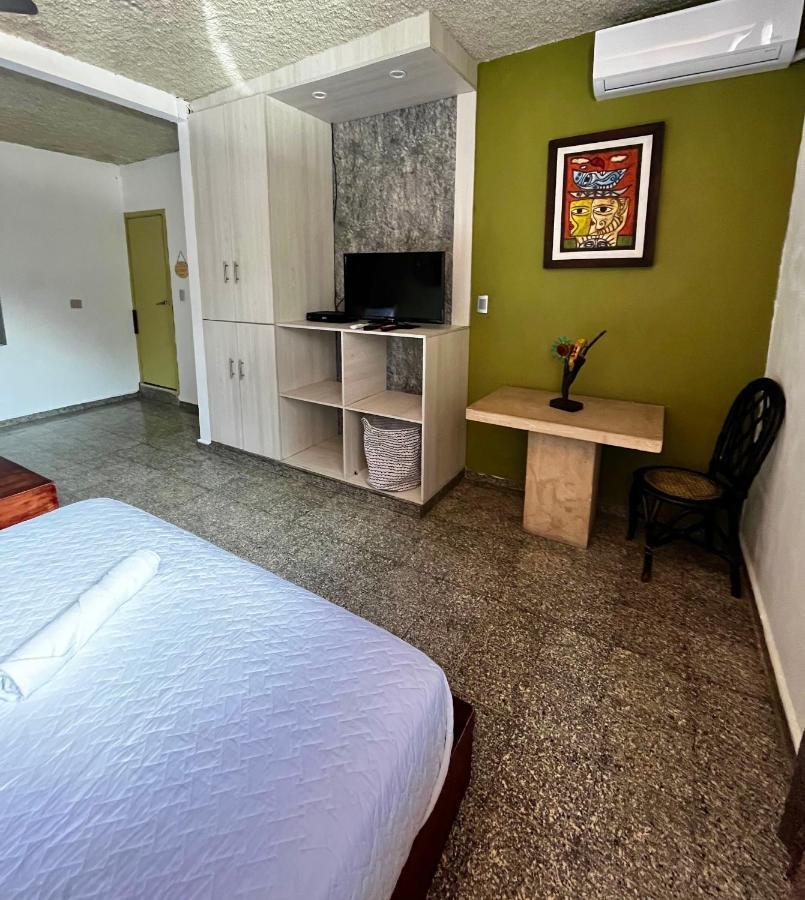 La Zona Hostel San Salvador Eksteriør bilde
